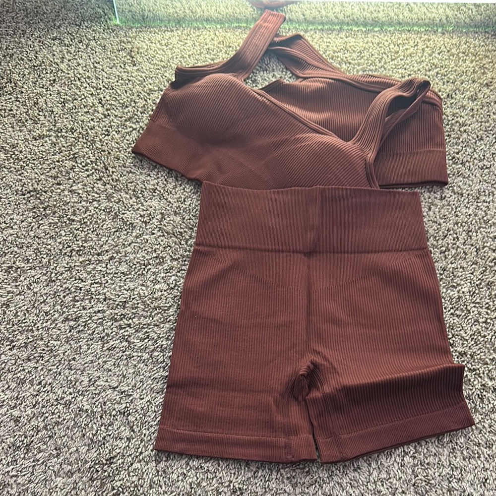 Brown Ribbed Two-Piece Set